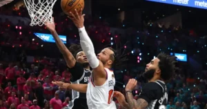 Jalen Brunson's Clutch Three-Pointer Lifts New York Knicks to Historic Game 1 NBA Finals Win Over San Antonio Spurs — Basketball